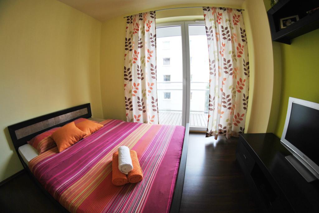 Royal Apartments - Apartamenty Inowroclawska الغرفة الصورة